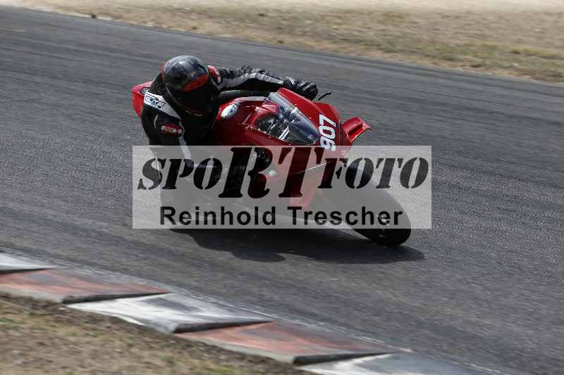 /21 17.06.2026  Ducati Schweiz Track Warmup ADR/Gruppe gelb/907